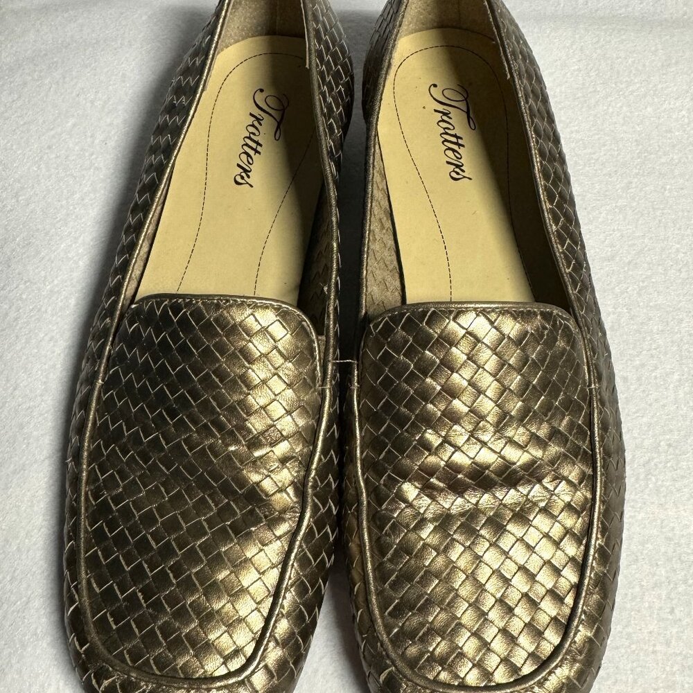 Gold Basket Weave Genuine Leather Comfortable Trotters Loafers Flats, Size 7.5 M